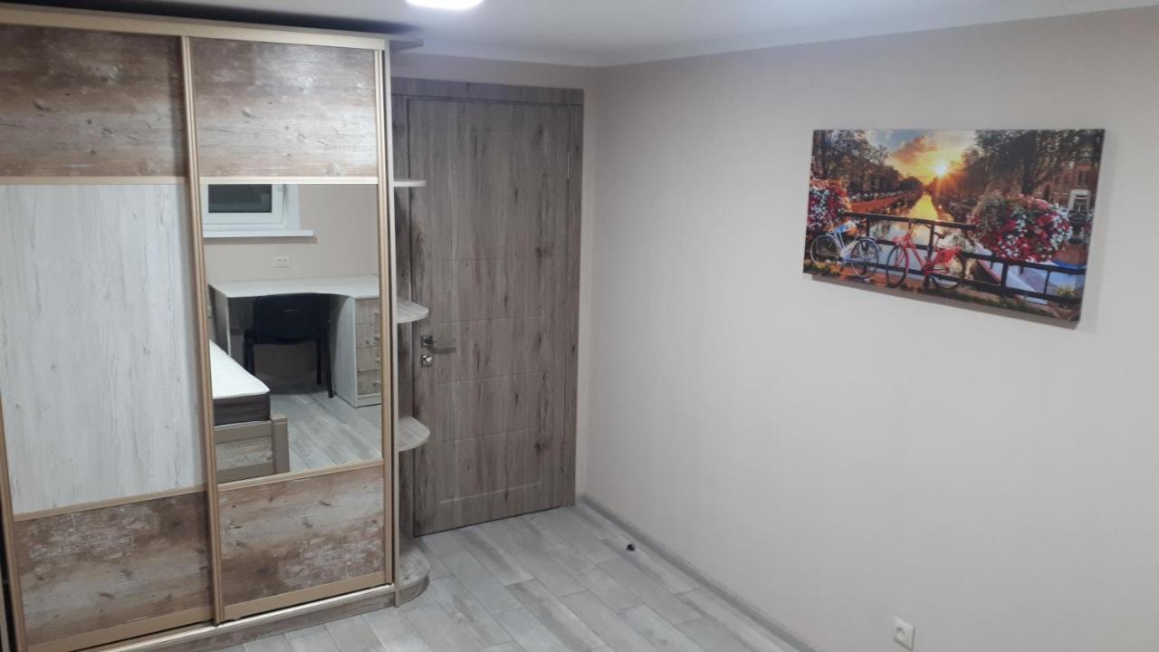 Окремі Номери В Гостьовому Будинку Типу Guest House Kropyvnytskyi Exterior photo